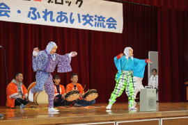 敬老会・ふれあい交流会_04