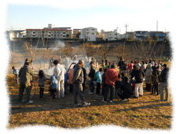 大山新田地区どんと焼き2015_どんと焼きスタート_2